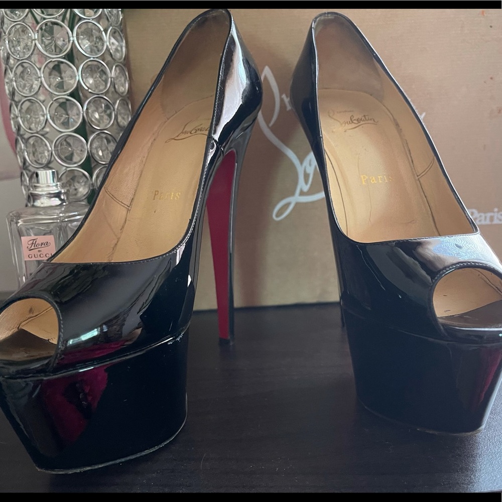 AUTHENTIC black peep toe 6” Christian Louboutin - Picture 2 of 5